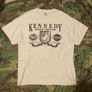 Vintage Tennessee‎ River Kennedy space center tee